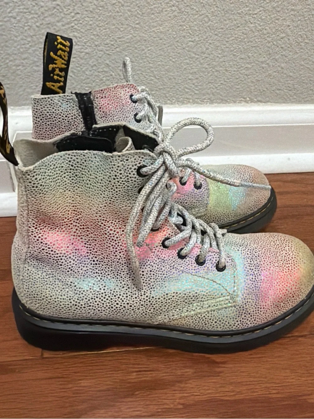 Dr. Martens 1460 Pascal T Girls  Rainbow Glitter Boots Size US 3